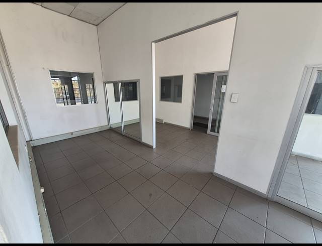 3,000M² WAREHOUSE TO LET IN CITY & SUBURBAN